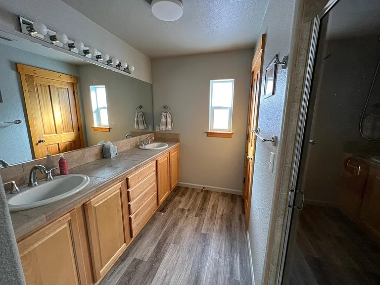 10075 Nicolas Dr — Photo 11