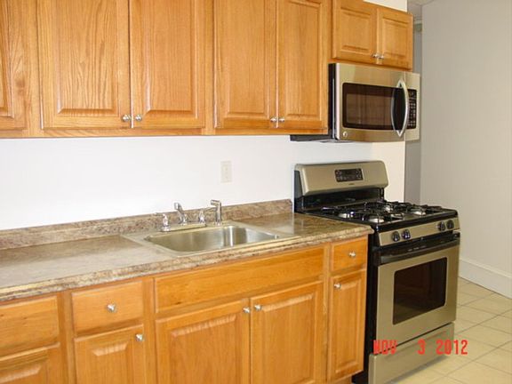 2nd image of 545 Revere St #L