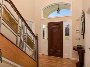 10 Little Pine Rd, Mount Kisco, NY 10549