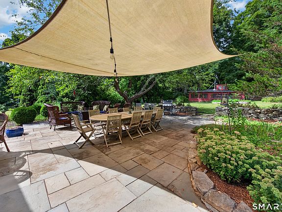4th image of 26 Chittenden Hill Road
