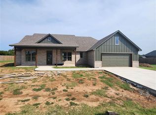 5481 NE Elk Point Rd, Elgin, OK 73538