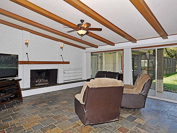 4th image of 10106 County Road 810