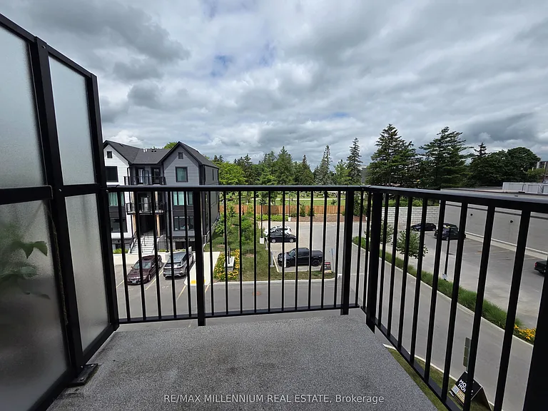 708 Woolwich St #103 — Photo 23