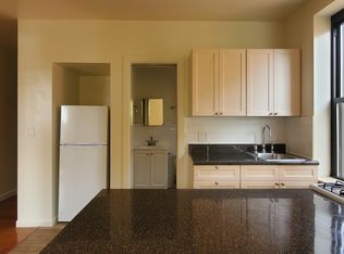 32-60 41st St #A4, Astoria, NY 11103