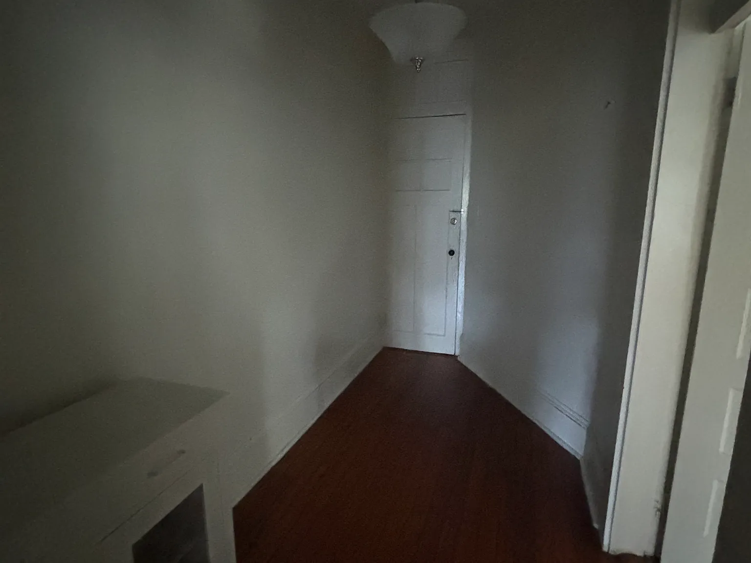 1 bed, 700 sqft, $1,195 — Photo 2