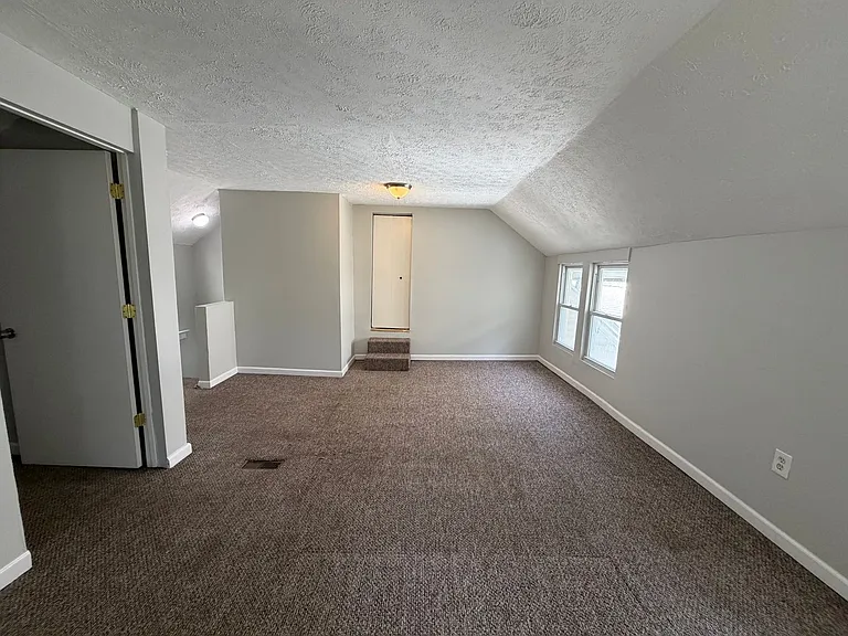 6103 W Clinton Ave — Photo 11
