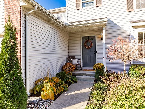 3rd image of 873 Greengate Dr