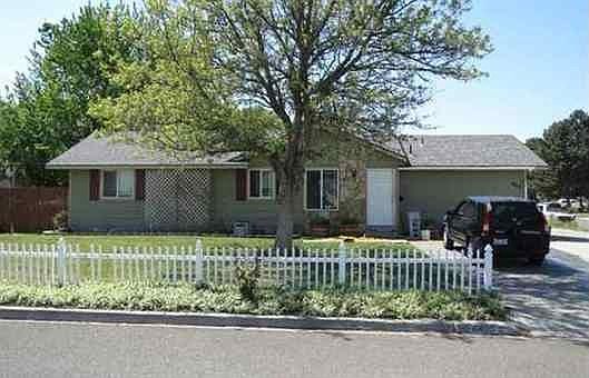2nd image of 4405 S Ione St