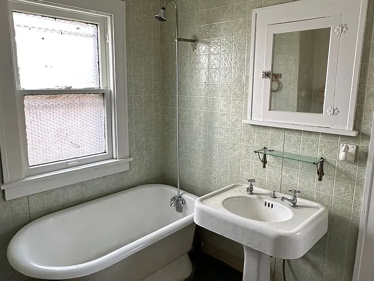 14505 Darwin Ave — Photo 2