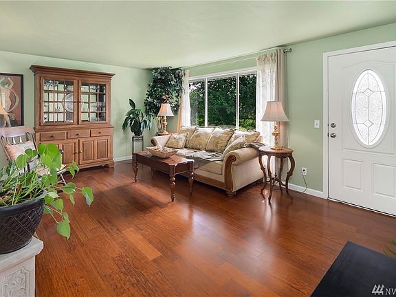 4th image of 14556 20th Ave NE