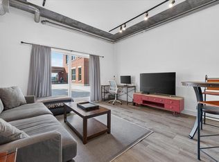 150 Bee St APT 306, Charleston, SC 29401