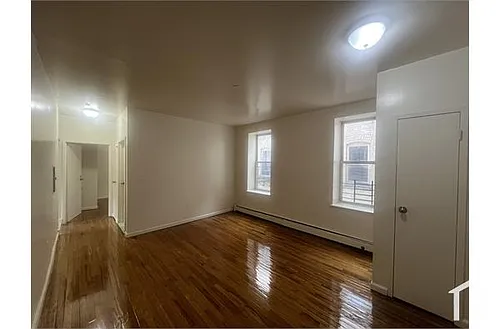 9-15 Fabyan Pl #3C Photo 1