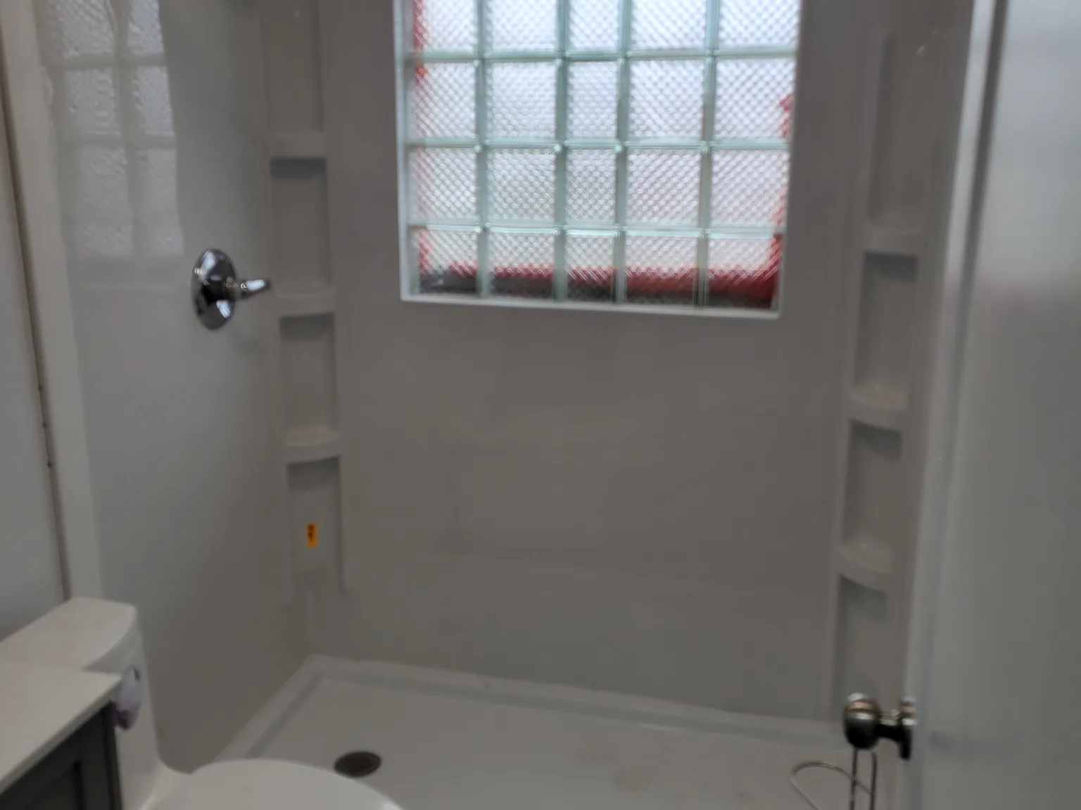 1 bed, 700 sqft, $975 — Photo 2