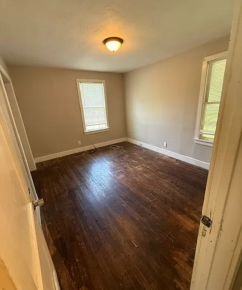 4021 Gary Dr — Photo 16