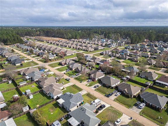 3rd image of 70046 4th St