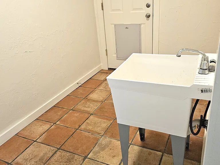 6488 S Honeylocust Pl — Photo 11