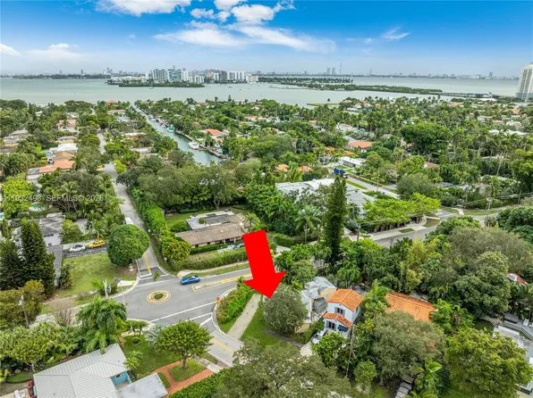 8634 NE 10th Ave, Miami, FL 33138