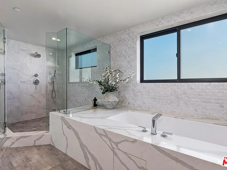 1839 Pandora Ave #PENTHOUSE — Photo 33