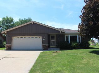 W234N6481 Laurel Ln, Sussex, WI 53089