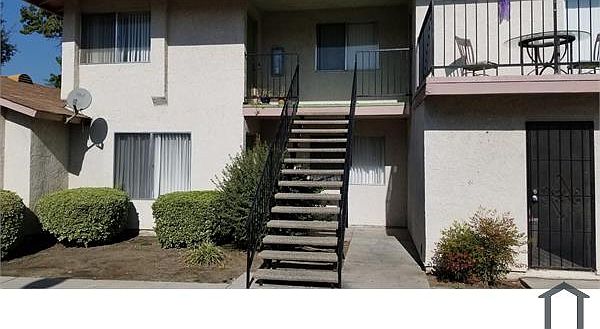 2nd image of 1127 Post St APT B