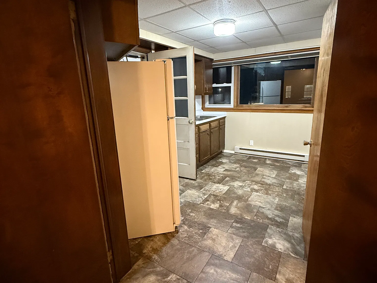2 bed, 900 sqft, $975 — Photo 4