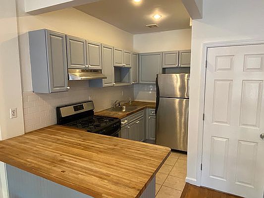1st image of 613 Halsey St #2