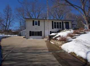 3209 Random Rd, Eagan, MN 55121