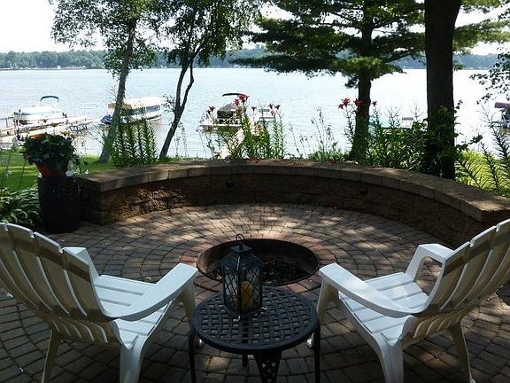5th image of 778 S Shore Dr