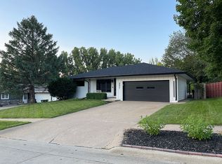 4021 Lincoln Way, Sioux City, IA 51106