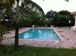 820 N Fig Tree Ln, Plantation, FL 33317