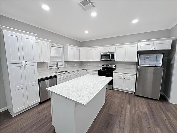 5th image of 10626 Fleming Drive