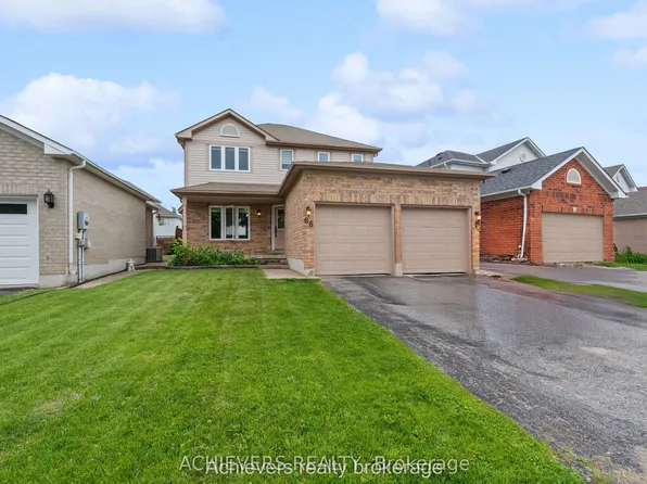 66 Leggott Ave, Barrie, ON L4N 8B7