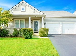 418 W Fielding Ln, Round Lake, IL 60073