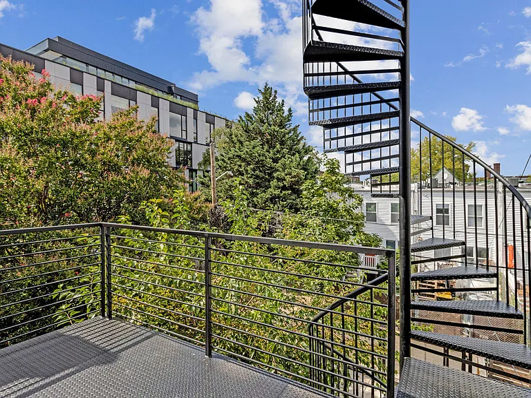 29 N St NW #2 — Photo 26