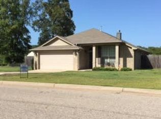 2107 Boston Dr, Longview, TX 75601