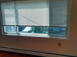 328 Pearsall Ave FLOOR 2, Jersey City, NJ 07305