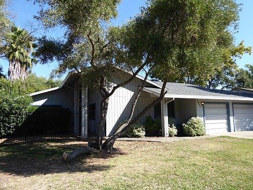 2nd image of 8947 Vincent Ave
