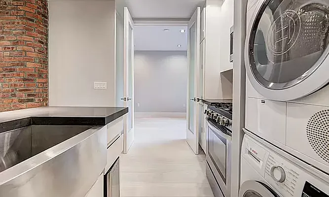 Rented by REAL New York | media 3