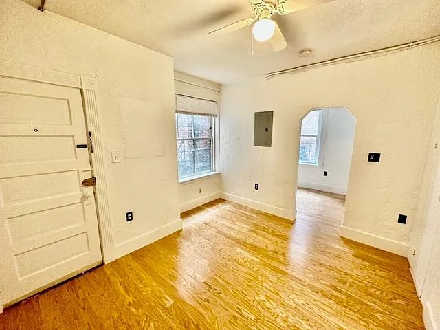 1 bed, 9999 sqft, $2,550 — Photo 3