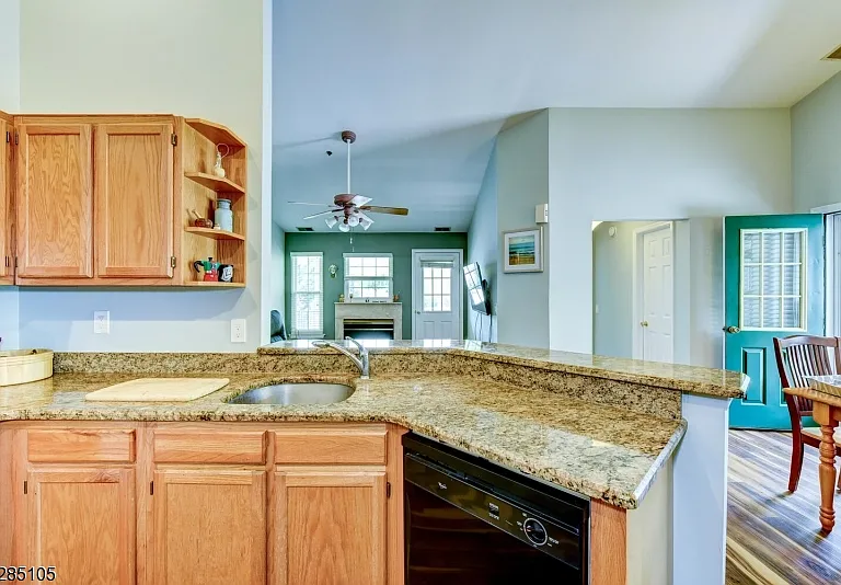 5803 Tudor Dr — Photo 13