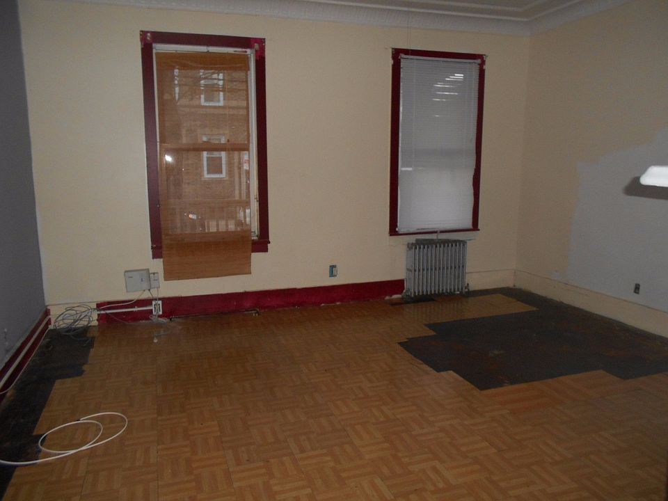 Additional Living Room