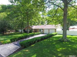 69 N Morris Ave, Farmingville, NY 11738