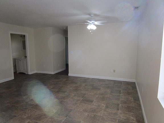 5th image of 601 W Smith St APT A