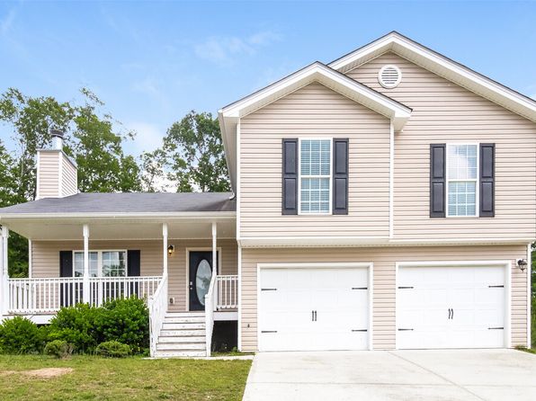 602 Embassy Walk