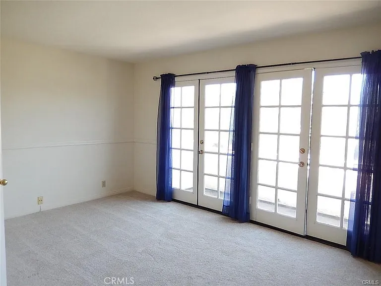 13311 Saratoga Dr — Photo 25
