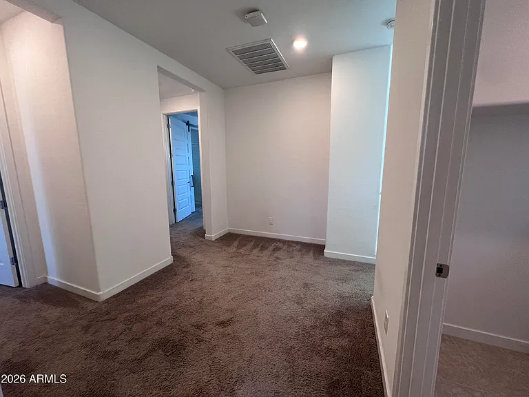 1165 E Thompson Way — Photo 20