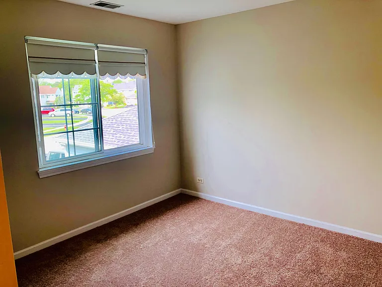 8225 Ripple Rdg — Photo 7