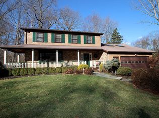 68 Rugby Rd, Shelton, CT 06484
