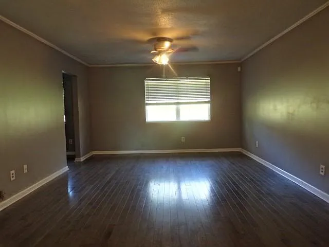 167 Lakeview Dr — Photo 15