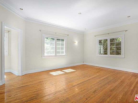 4th image of 1306 N Alta Vista Blvd #1/2